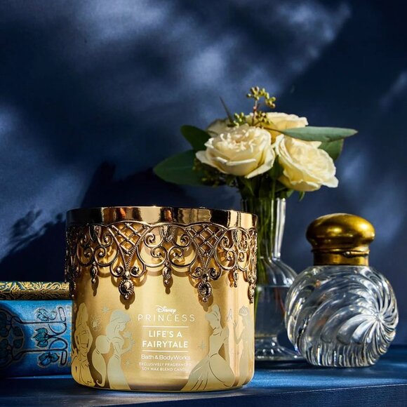 Disney Princess - Life's a Fairytale - Candle - Bath & Body Works - Picture 1 of 3